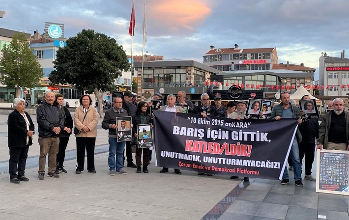 10 Ekim Ankara Gar katliamının 10. yıldönümü Çorum'da anıldı (1)