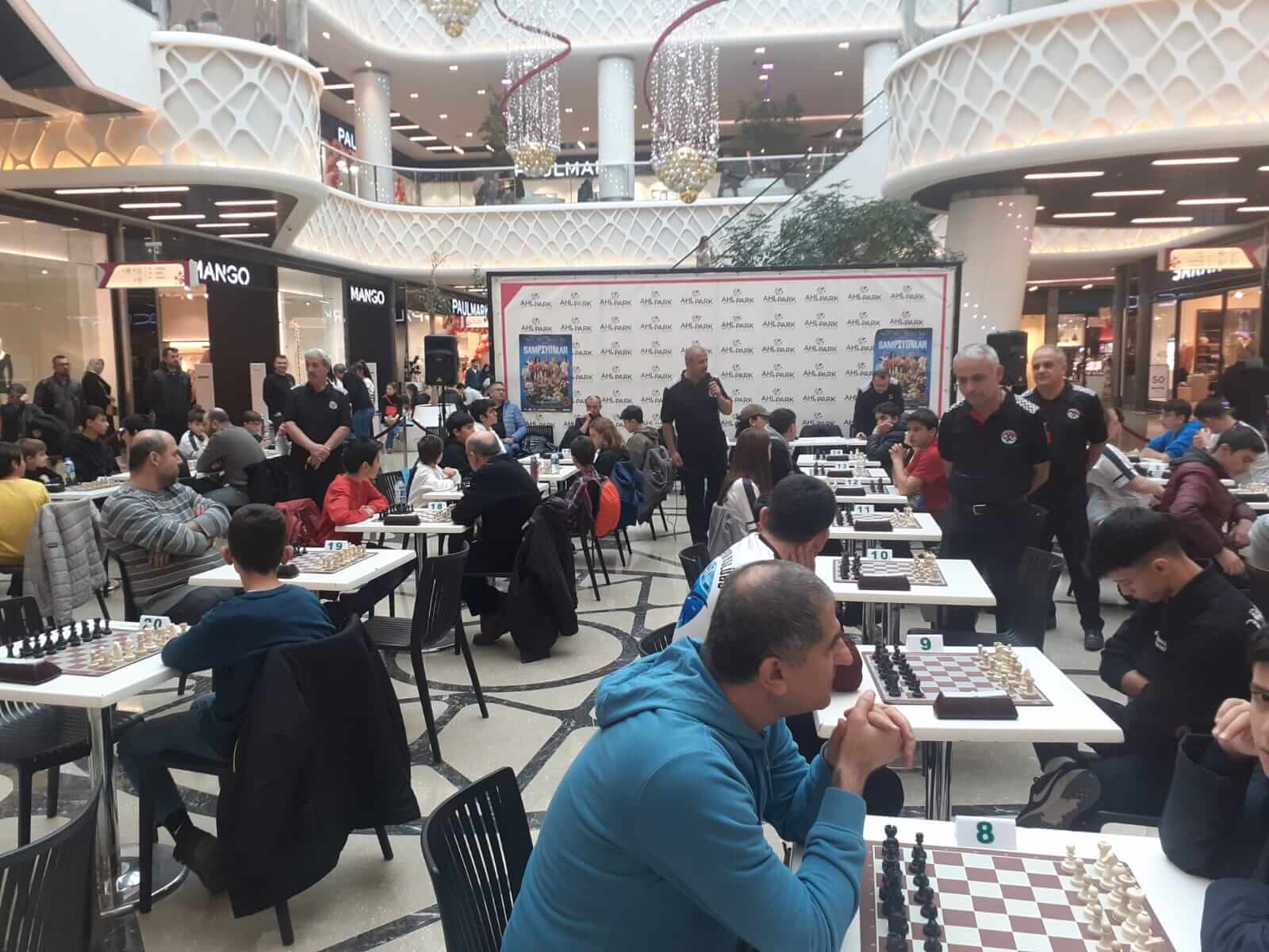 10 Ocak Gazeteciler Günü Yıldırım Satranç Turnuvası (1)