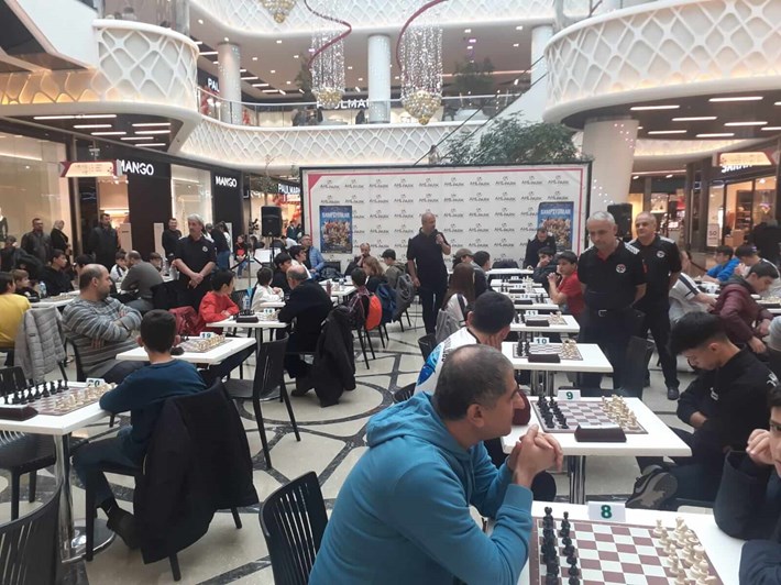 10 Ocak Gazeteciler Günü Yıldırım Satranç Turnuvası (1)