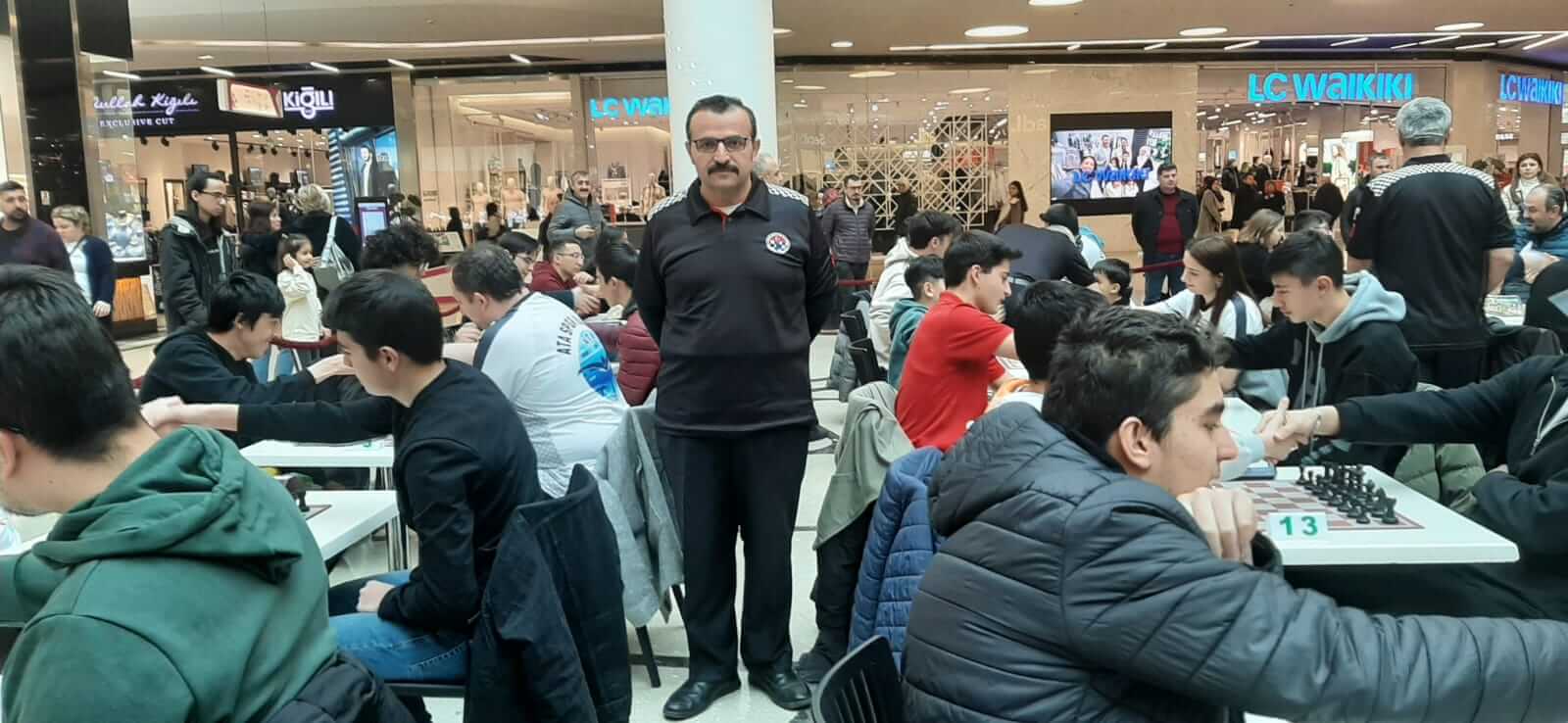 10 Ocak Gazeteciler Günü Yıldırım Satranç Turnuvası (4)