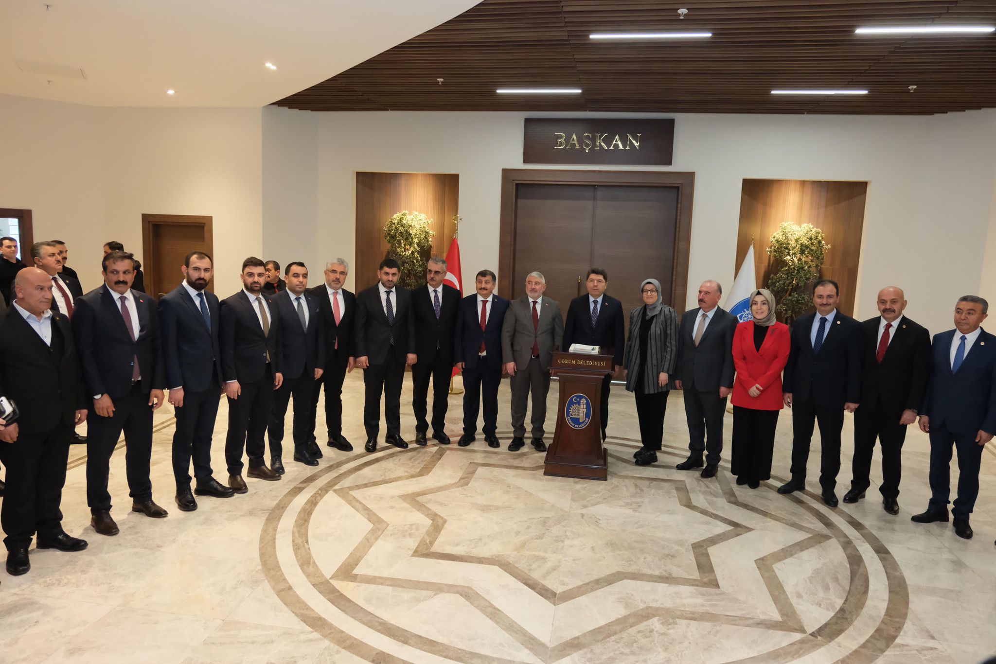 Adalet Bakanı Yılmaz Tunç, Çorum Belediyesini ziyaret etti (2)