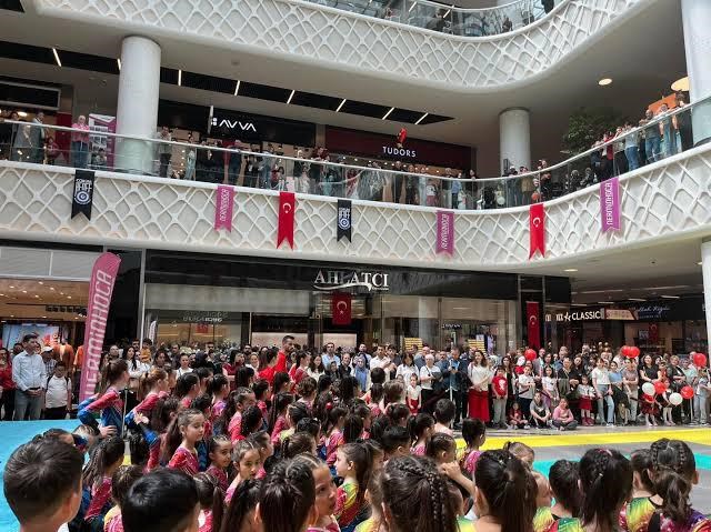 AHL Park her gün dolup taşıyor