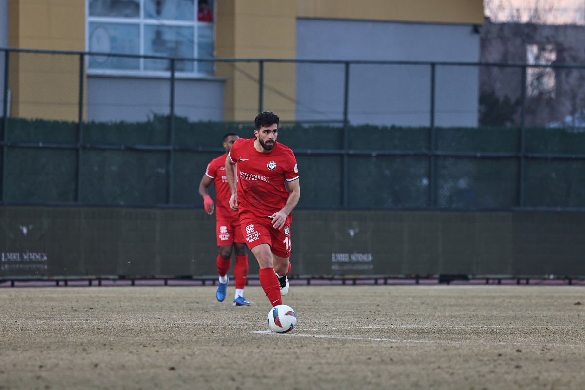 Ahlatcı Çorum FK, Iğdır'a 1 0 yenildi (10)