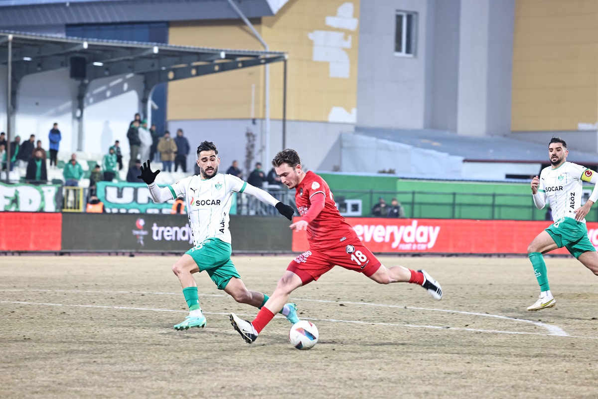 Ahlatcı Çorum FK, Iğdır'a 1 0 yenildi (15)