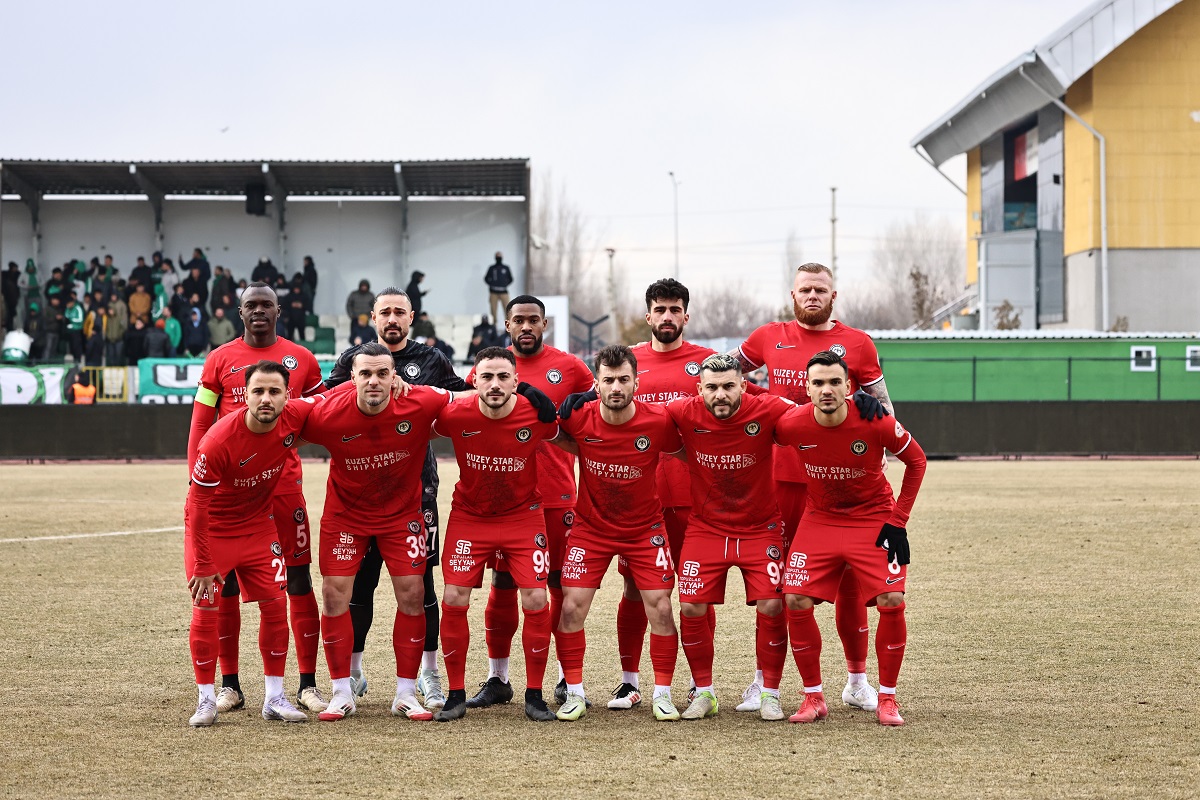 Ahlatcı Çorum FK, Iğdır'a 1 0 yenildi (2)