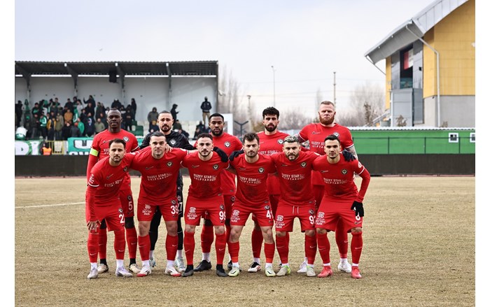 Ahlatcı Çorum FK, Iğdır'a 1 0 yenildi (2)