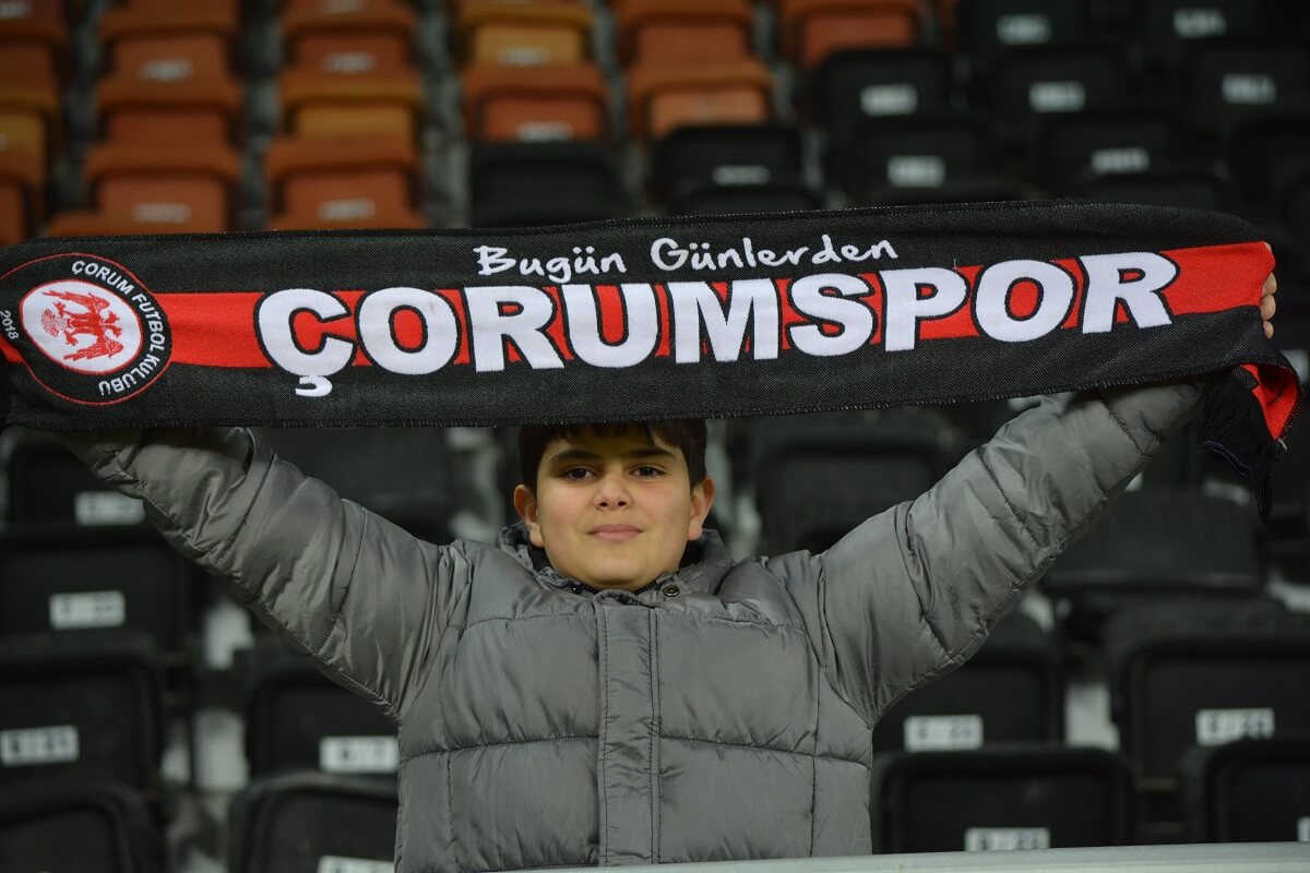 Ahlatcı Çorum Futbol Kulübü, evinde karşılaştığı Esenler Erokspor ile 3 3 berabere kaldı (5)