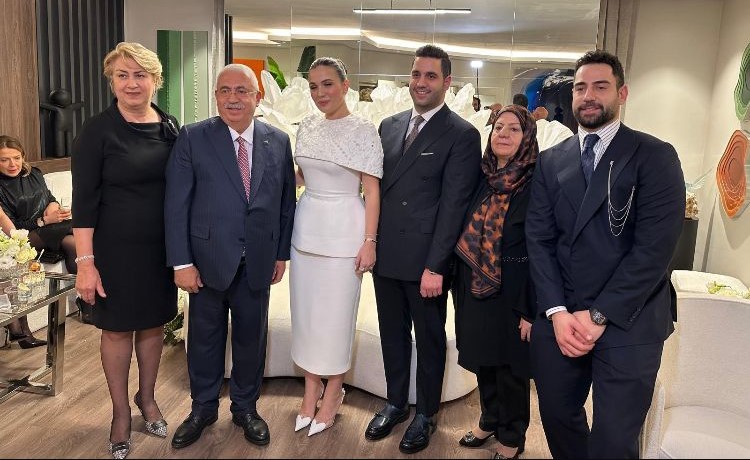 Ahlatcı ve Engin ailelerinin mutlu günü