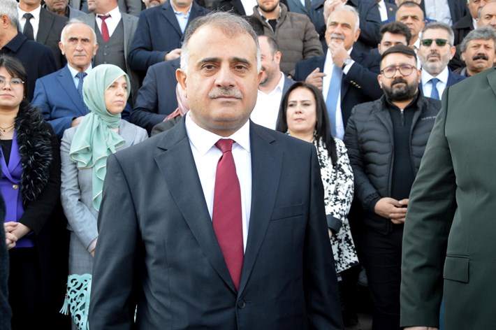 AK Parti Çorum İl Başkanı Yakup Alar, mazbata aldı (2)