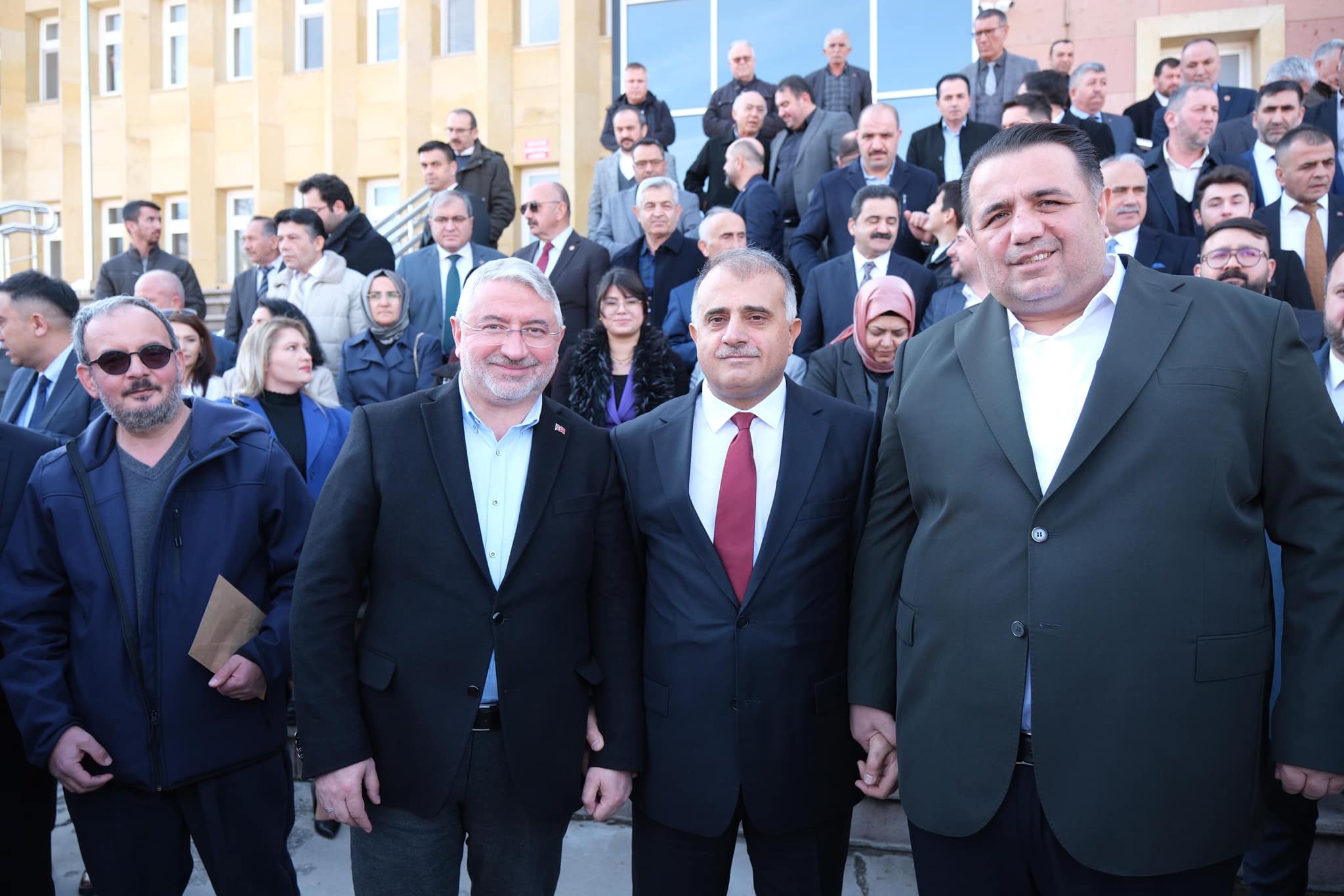 AK Parti Çorum İl Başkanı Yakup Alar, mazbata aldı (3)