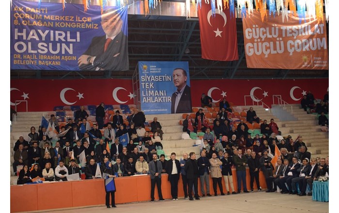 AK Parti Çorum Merkez İlçe Kongresine katılanlar (6)