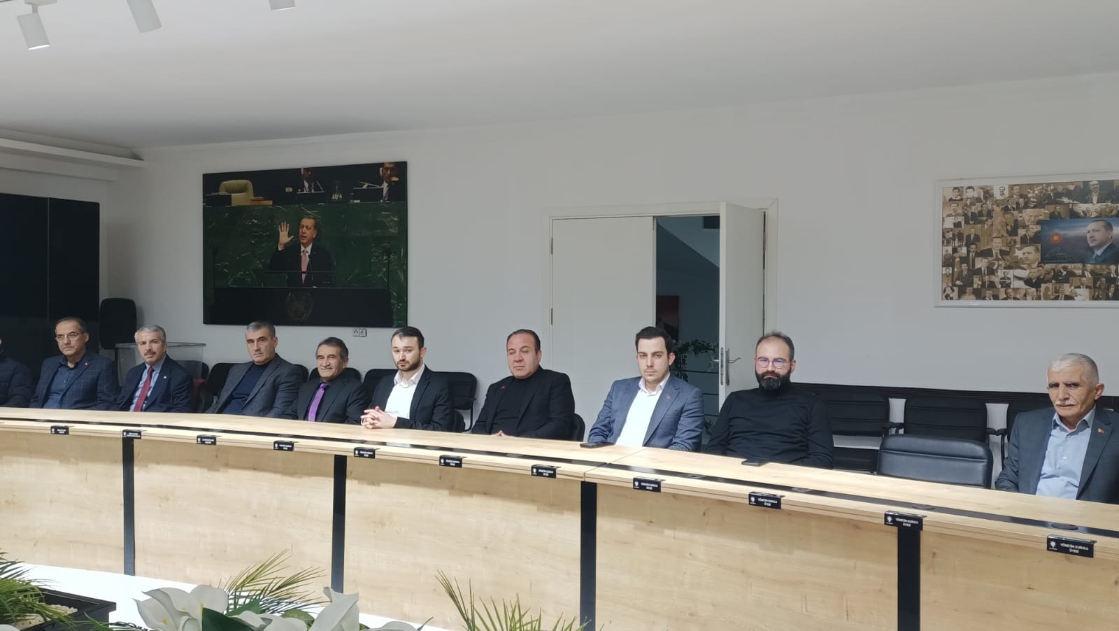 AK Parti Çorum Merkez İlçe Yürütme Kurulu belirlendi (2)