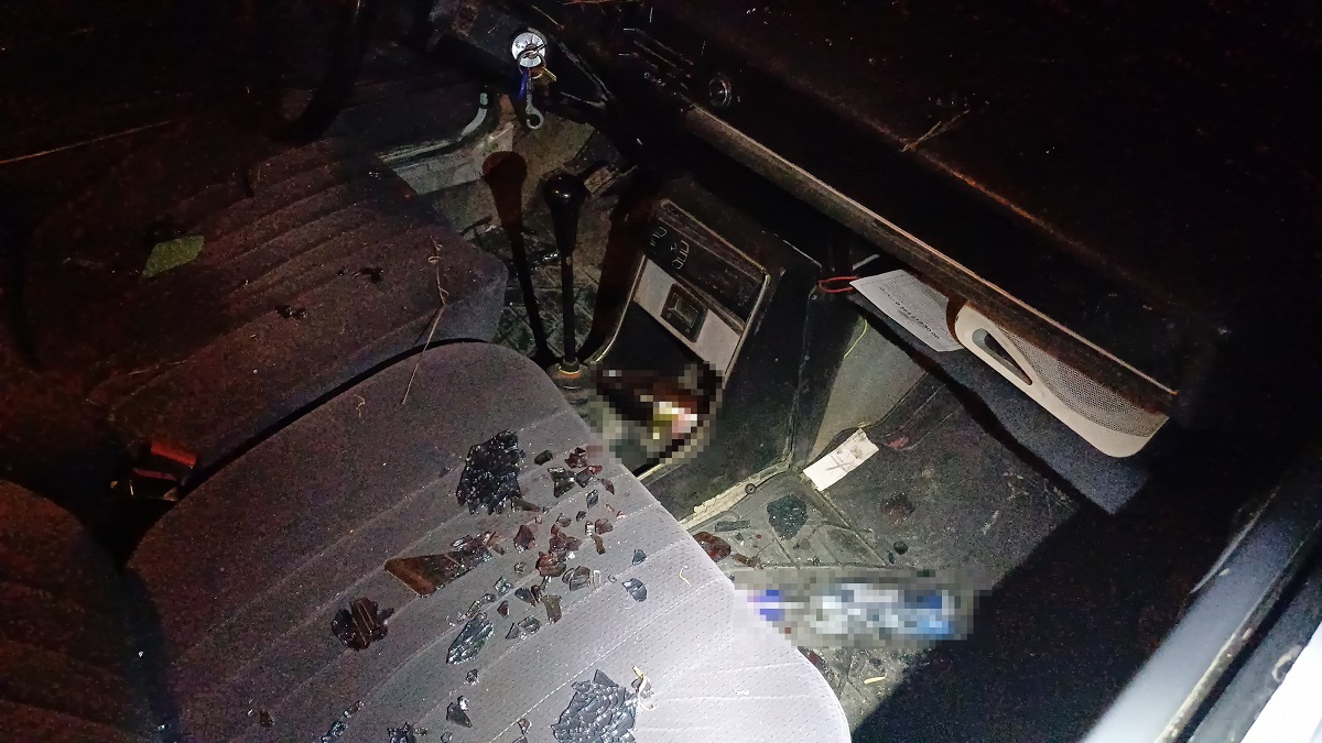 Alkollü olduğu belirlenen sürücü kaza yaptı, aracını bırakıp hastaneye gitti (2)