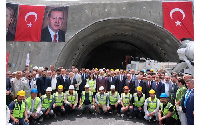 Ankara Kırıkkale Çorum Samsun Hızlı Tren Projesi'nin 120 kilometrelik Delice Çorum etabının temeli atıldı (3)