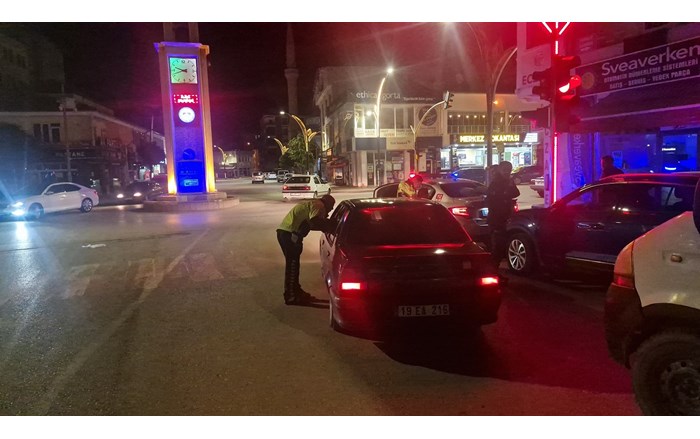 Araç sürücülerine toplam 86 bin 374 TL para cezası uygulanırken, 3 motosiklet trafikten men edildi (2)