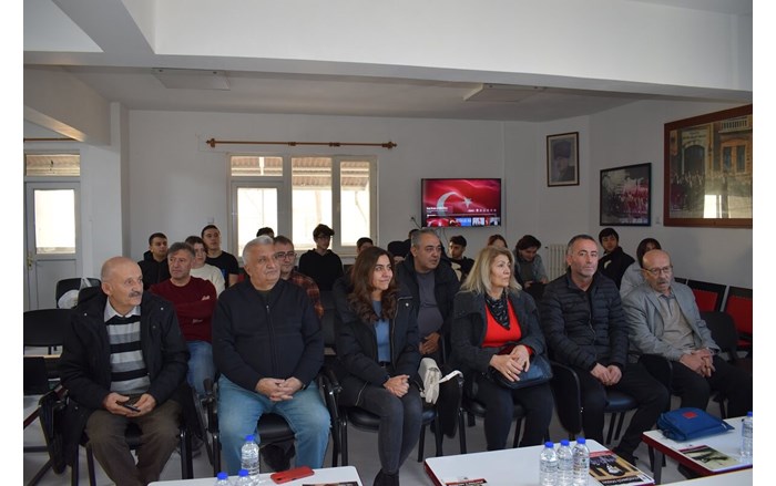 “Atatürk’ün İsmet İnönü’ye Gönderdiği Mektup” yorumlandı