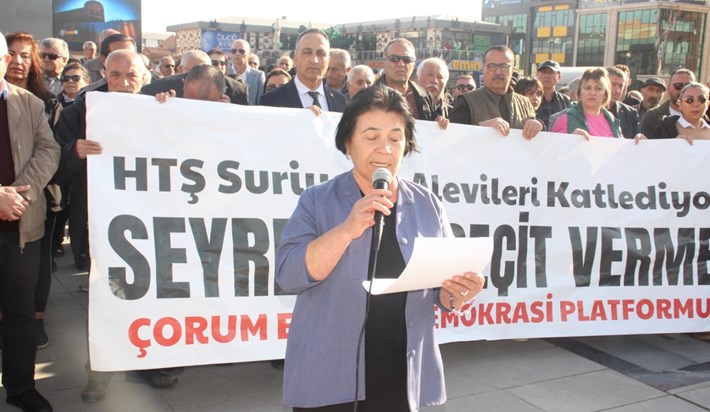 Basın açıklamasını Çorum Alevi Kültür Merkezi Derneği Başkanı Yıldız Şahin yaptı (2)