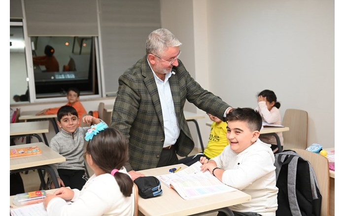 Belediye Başkanı Halil İbrahim Aşgın, kursları yakından takip etti