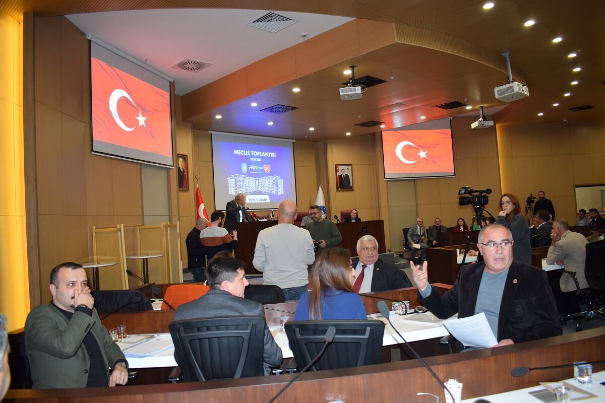 Belediye Meclisinde ortam gerildi