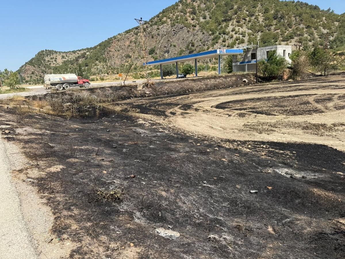 Benzin istasyonu yanında bulunan trafonun patlaması neticesinde yangın çıktı