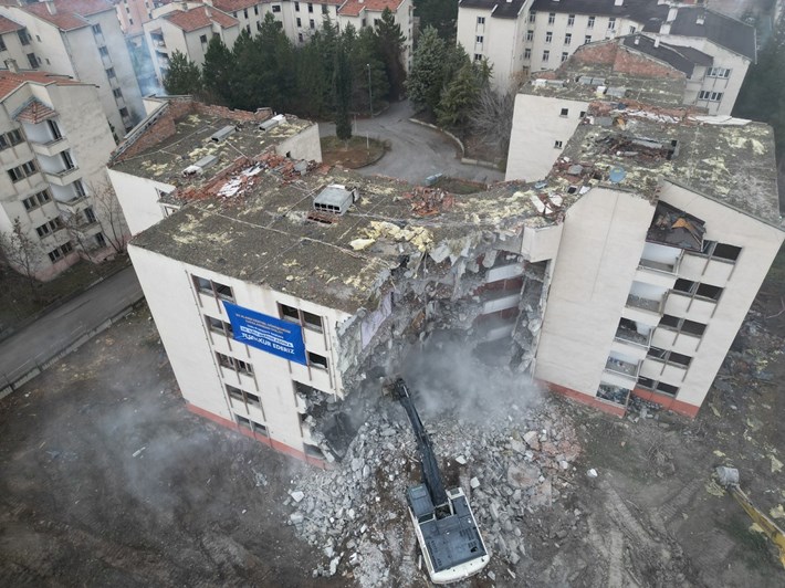 Binevler'de kentsel dönüşüm çalışmaları başladı (4)