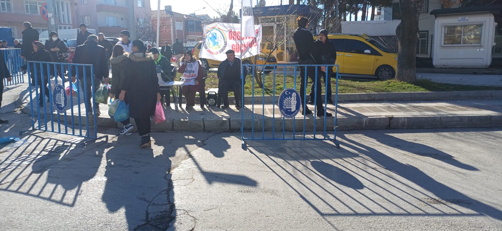 Birleşik Emekliler Sendikası Çorum'da stant açarak üye kaydı yaptı (2)