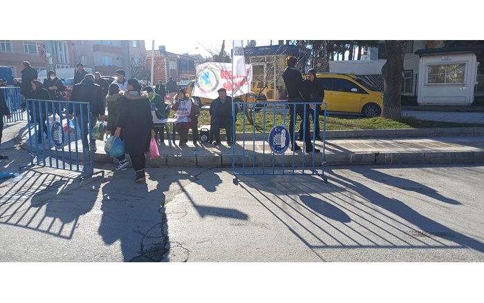 Birleşik Emekliler Sendikası Çorum'da stant açarak üye kaydı yaptı (2)