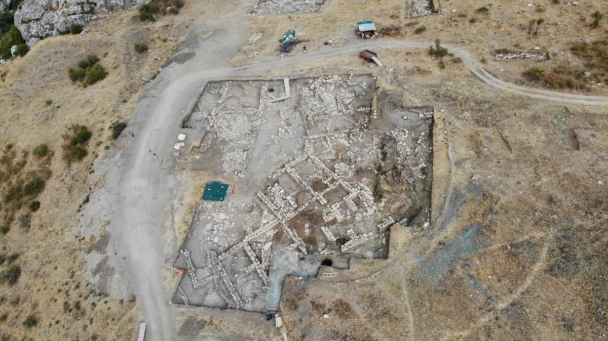 Boğazkale ilçesindeki Hattuşa Antik Kenti'nde, 119 yıldır süren kazı çalışmalarında yeni dönem çalışmaları başladı. (3)