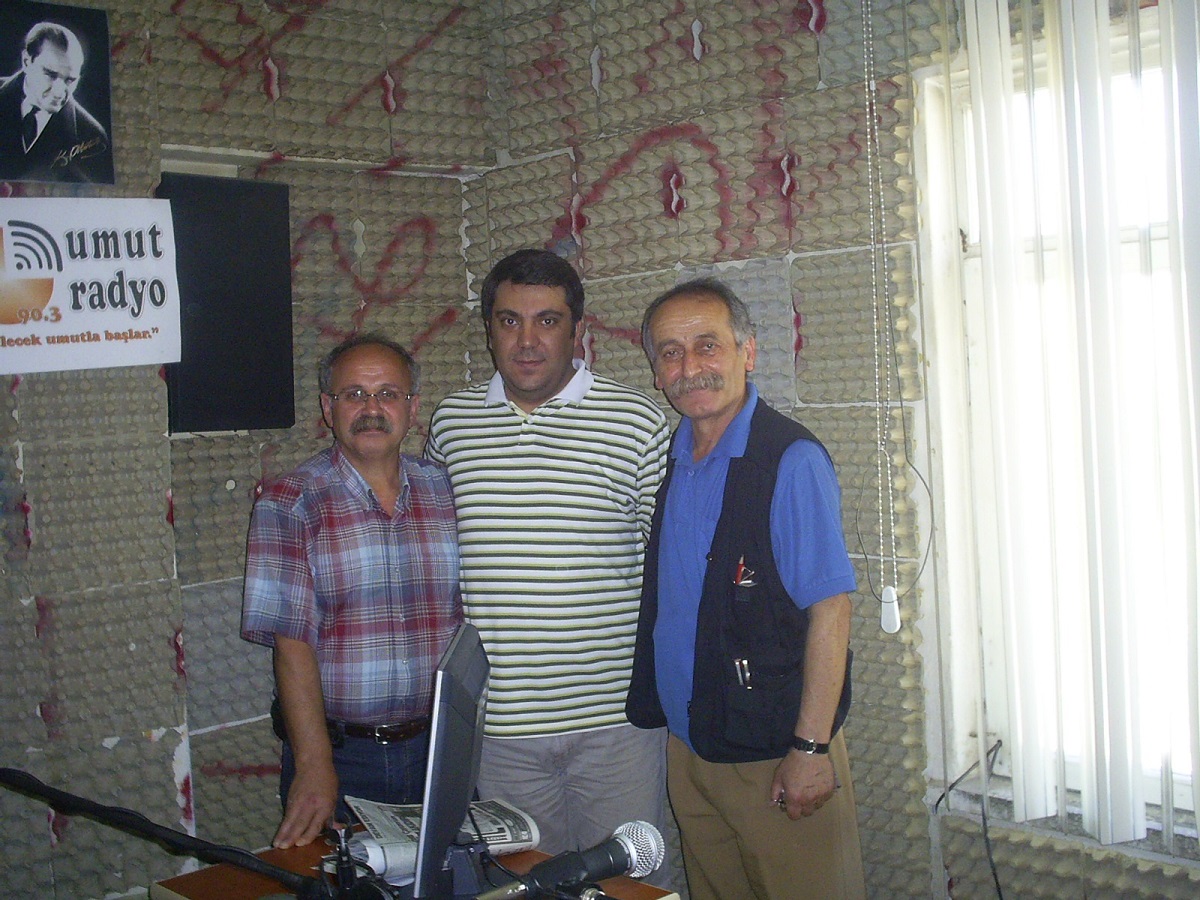 Can Yoksul, Umut Radyo'da bir program sırasında