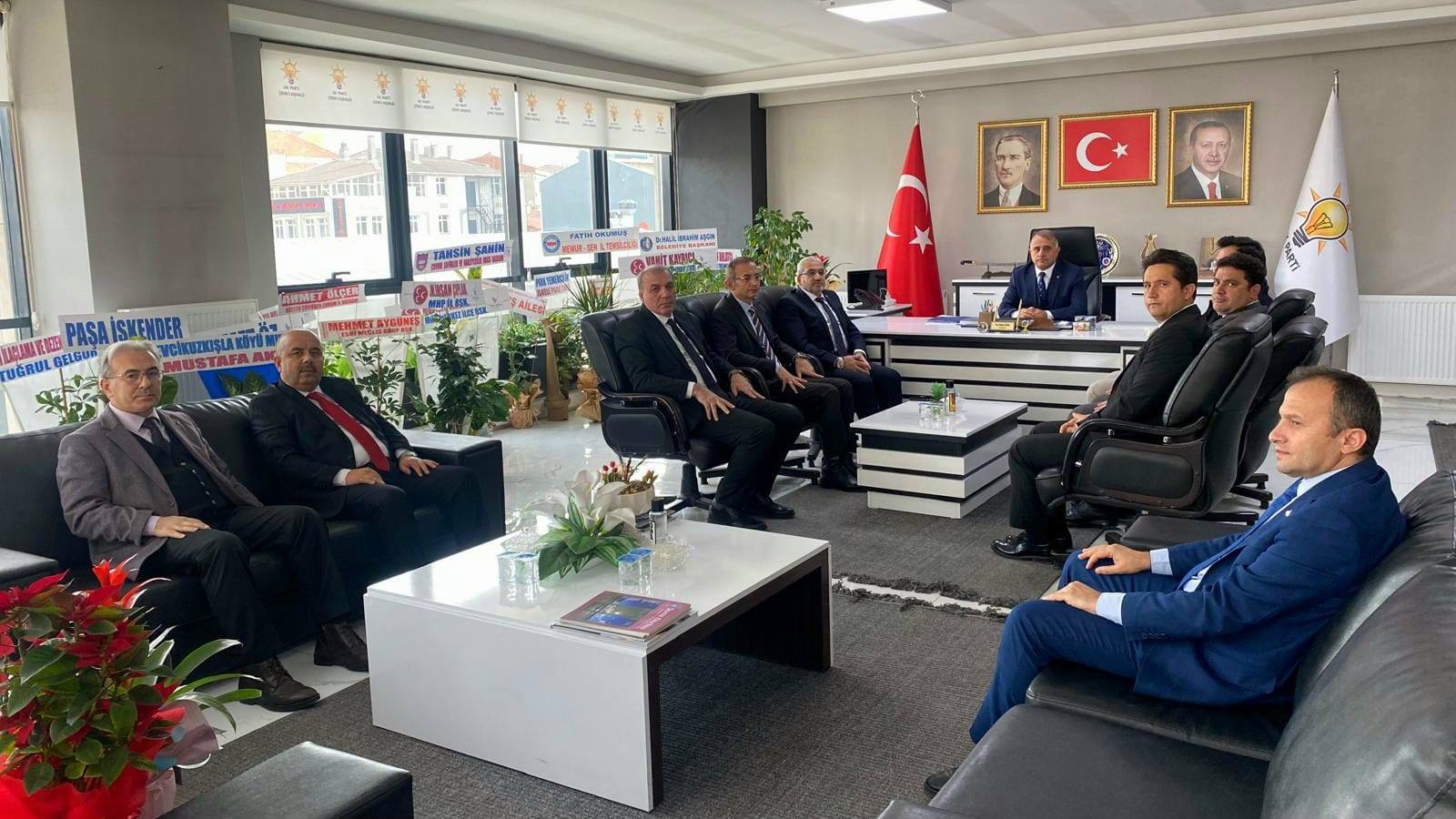 Cemil Çağlar AKP İl Başkanlığı Ziyareti 3