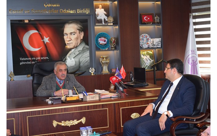 ÇESOB Başkanı Recep Gür, esnafın sorunlarını İdris Şahin'e anlattı (1)