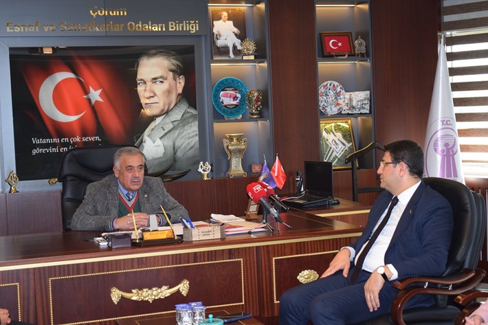 ÇESOB Başkanı Recep Gür, esnafın sorunlarını İdris Şahin'e anlattı (1)