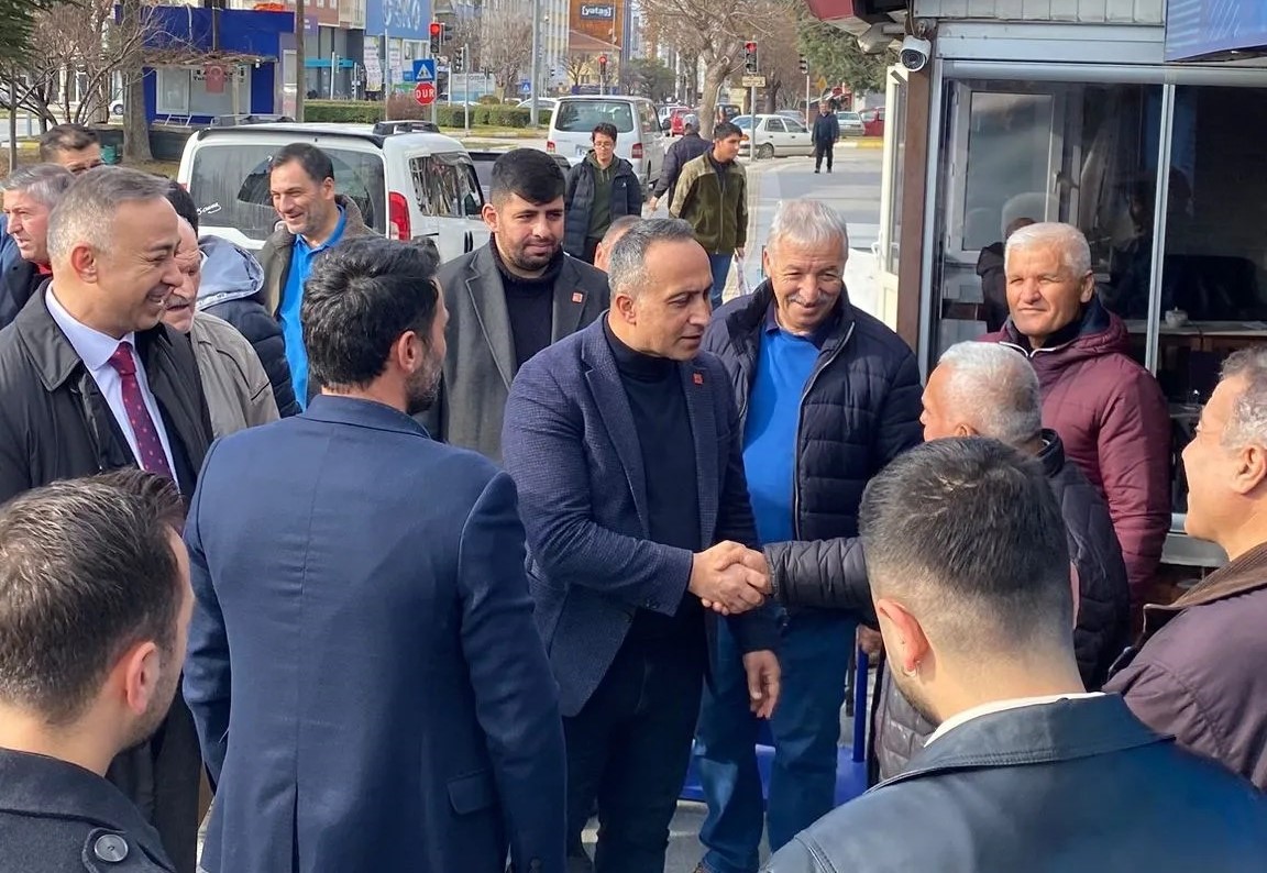 CHP heyeti yoğun ve sıcak ilgiyle karşılandı