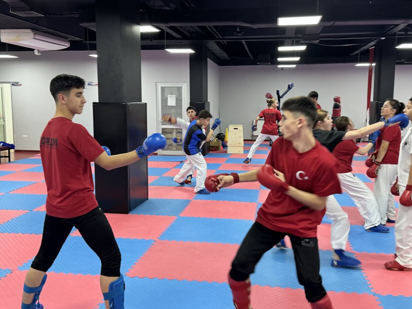 Çorum Belediyesi Gençlik Spor Kulübü karatecileri çalışmaları hızlandırdı