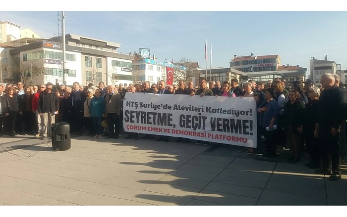 Çorum Emek ve Demokrasi Platformu, Suriye'de Alevilere yönelik katliamları protesto etti (1)