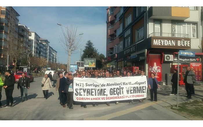 Çorum Emek ve Demokrasi Platformu, Suriye'de Alevilere yönelik katliamları protesto etti (3)
