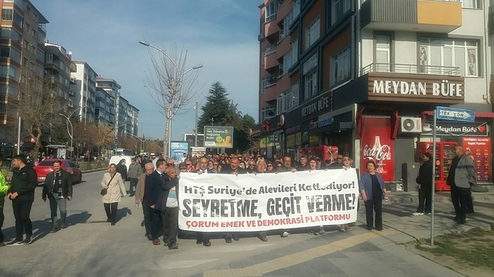Çorum Emek ve Demokrasi Platformu, Suriye'de Alevilere yönelik katliamları protesto etti (3)