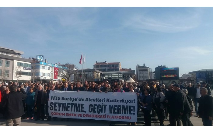 Çorum Emek ve Demokrasi Platformu, Suriye'de Alevilere yönelik katliamları protesto etti (4)