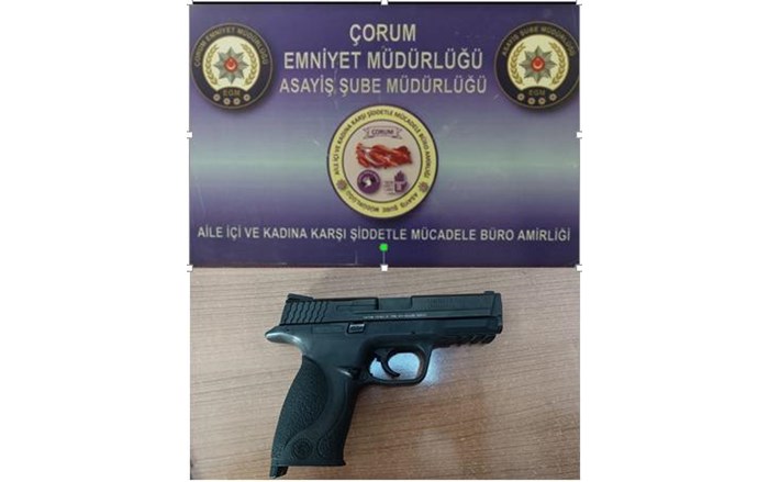 Çorum Emniyet Müdürlüğü'nün çalışmaları sonucu ele geçirilen silahlar (4)