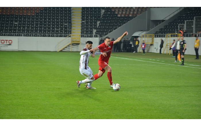 Çorum FK Bandırma maçından enstantane (1)