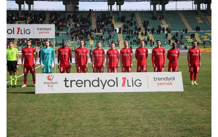 Çorum FK, deplasmanda karşılaştığı Şanlıurfaspor ile 0 0 berabere kaldı (2)