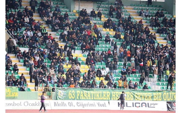 Çorum FK, deplasmanda karşılaştığı Şanlıurfaspor ile 0 0 berabere kaldı (6)