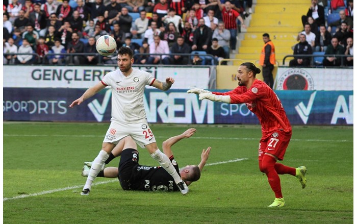 Çorum FK, Gençlerbirliği'ni deplasmanda 2 1 yendi (10)