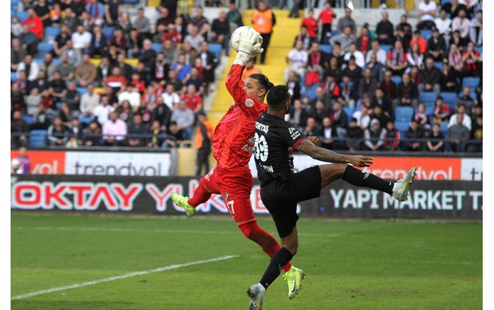 Çorum FK, Gençlerbirliği'ni deplasmanda 2 1 yendi (8)