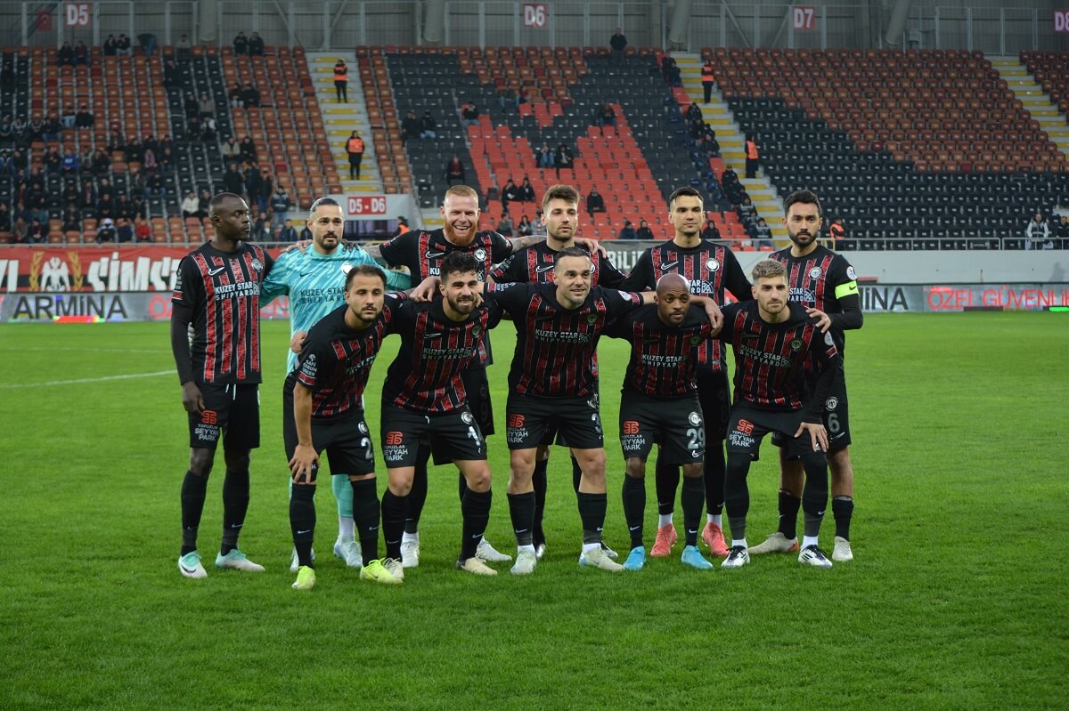 Çorum FK, İstanbulspor'u 3 1 yendi (2)