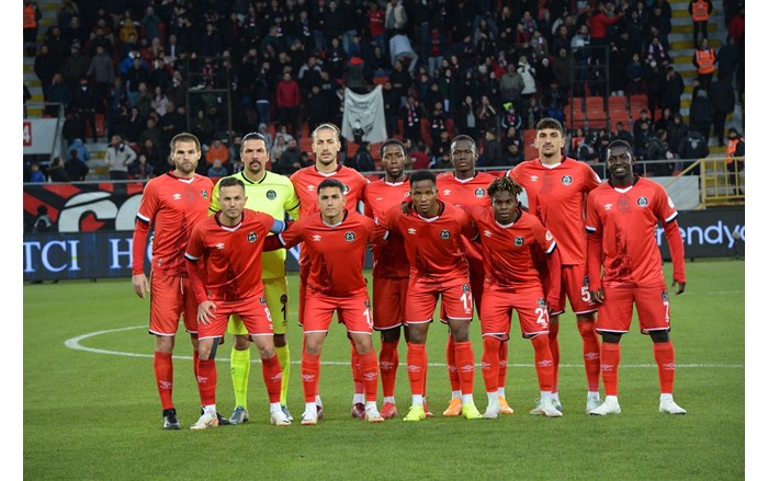 Çorum FK, konuk ettiği Manisa FK'yi 3 2 mağlup etti (6)