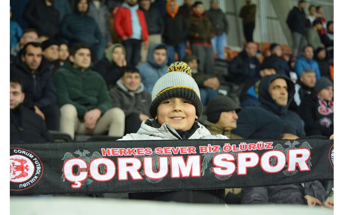 Çorum FK taraftarları, takıma destek oldu
