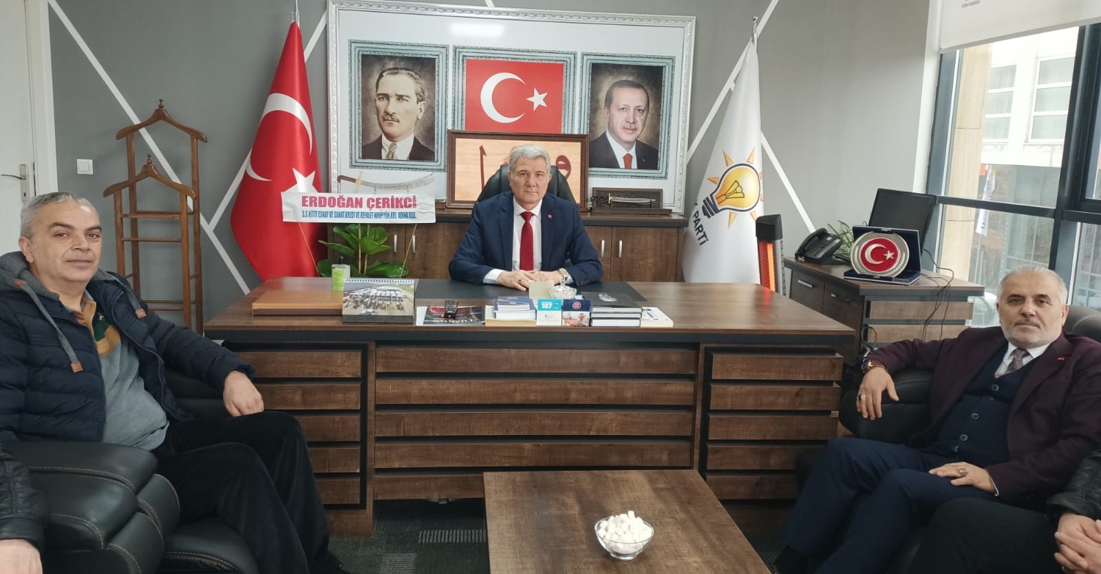 Çorum Hitit Esnaf ve Sanatkarlar Kredi ve Kefalet Kooperatifi Başkanı Erdoğan Çerikci ve yönetimi, AK Partili başkanları kutladı (1)