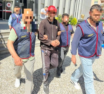 Çorum İl Jandarma Komutanlığına bağlı JASAT ekipleri 6 ay içinde 439 kişiyi yakaladı (3)