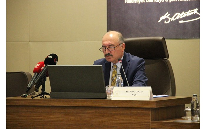 Çorum İl Koordinasyon Kurulu Toplantısında hızlı tren hattı hakkında bilgi verildi (2)